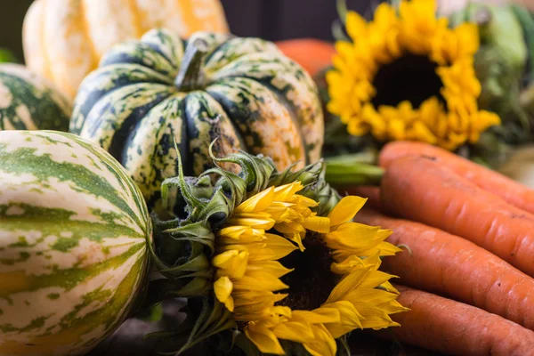 Frisch vom lokalen Markt Herbstgemüse — Stockfoto