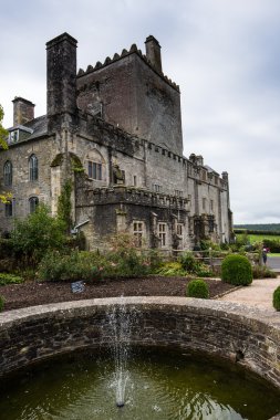 Buckland Abbey, Bahçe ve Emlak