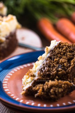 Ev yapımı sonbahar havuçlu kek