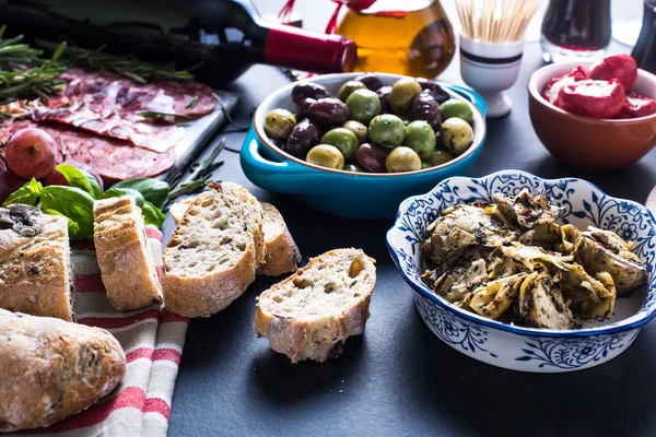 Comida de festa, tapas espanholas — Fotografia de Stock