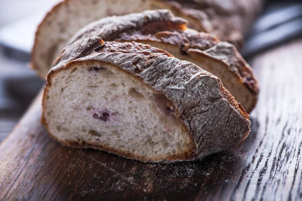 Condividere pane fatto in casa — Foto Stock