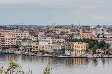 Küba sermaye Havana üzerinden panoramik görünüm.