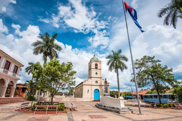 Praça Cetral na aldeia cubana de Vinales — Fotografia de Stock