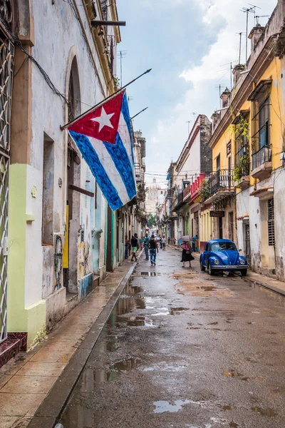 Klassische stadt street view im kolonialen havana, kuba. — Stockfoto