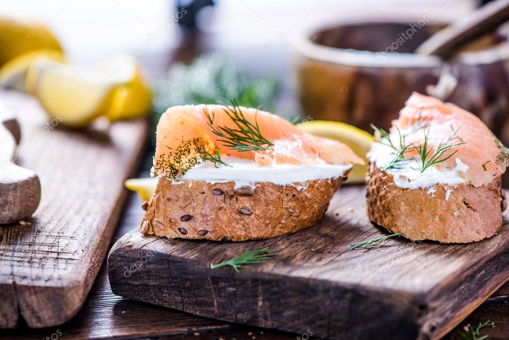 Fresh Bread Cottage Cheese And Smoked Salmon With Dill Stock