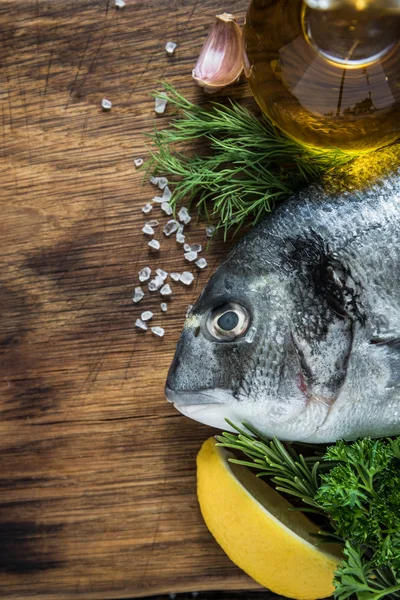 Fondo de alimentos de mar, pescado entero — Foto de Stock