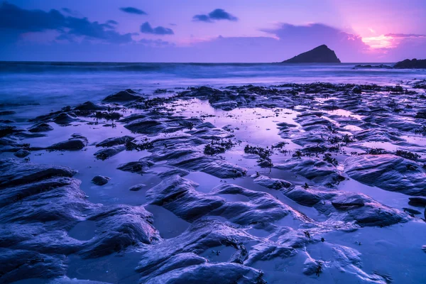 Su etkisi okyanus günbatımında bulanıklık — Stok fotoğraf