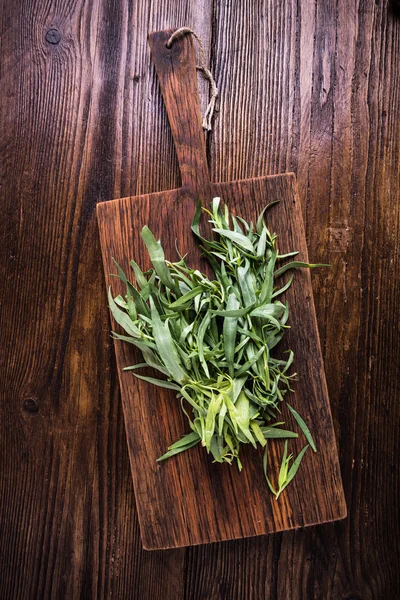 Fresh tarragon herb — Stock Photo, Image