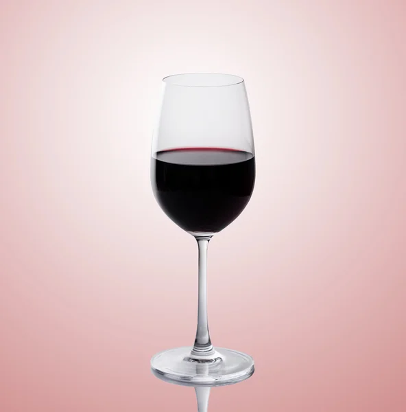 Vino rosso in un bicchiere — Foto Stock