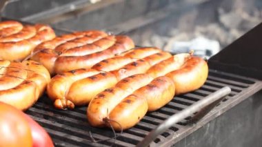 sosis ızgara domates ve tatlı biber