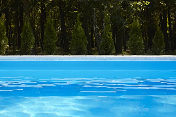 La vue depuis la piscine — Photo