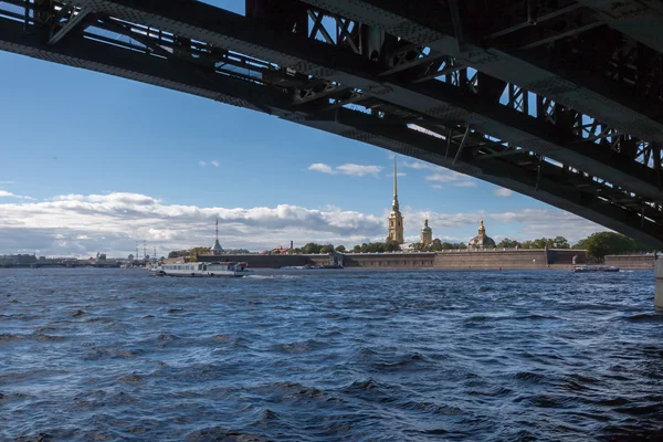 Вид на Петропавловскую крепость — стоковое фото