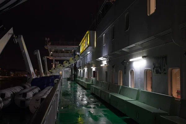 HELSINKI, FINLANDIA-GENNAIO 5: Il traghetto Viking Line è ormeggiato a — Foto Stock