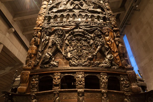 STOCKHOLM - JANEIRO 6: Nave de guerra Vasa do século XVII resgatada de — Fotografia de Stock