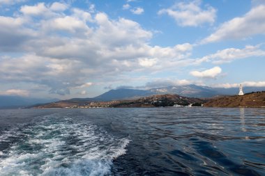 Yaz günü Kırım'da sahil görünümü