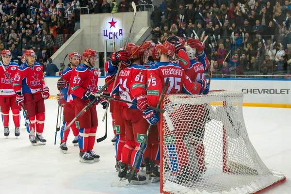Jogadores de hóquei CSKA se alegram com a vitória — Fotografia de Stock