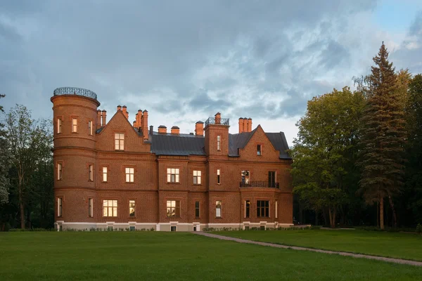 Borodino Shcherbatov Manor Vassilyevskoe içinde kale kahraman Muharebesi