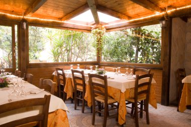 Restoranın içinde.