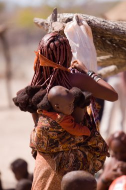 Himba anne ve çocuk