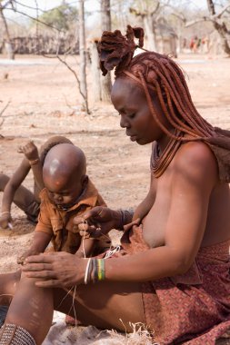Himba anne ve çocuk