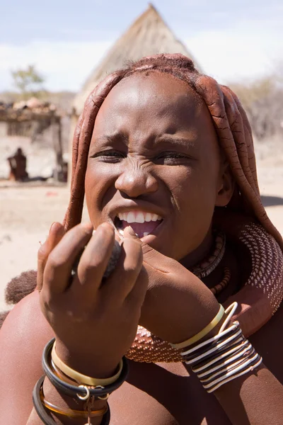 Himba woman in her village — Stock Photo, Image