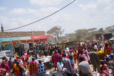 Kenya Köyü yerel pazarda