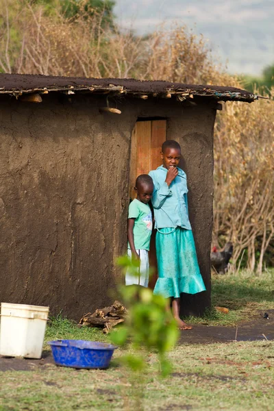 Kenyas masai barn — Stockfoto