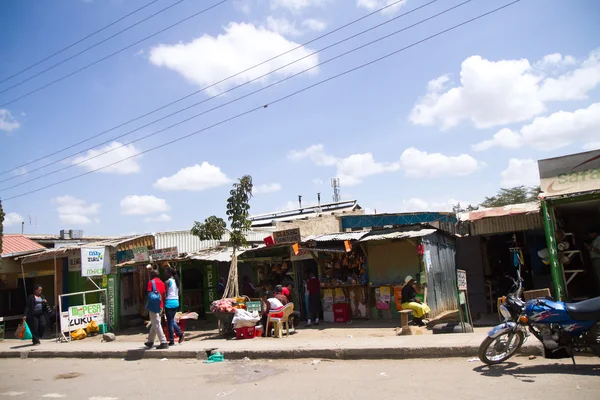 Streets of kenyan masai village — Stock Photo, Image