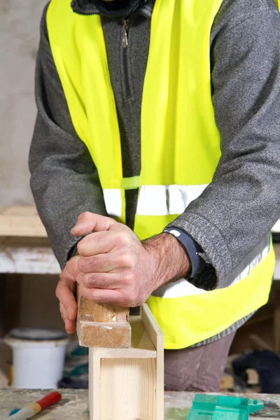 Mannelijke werken joiner — Stockfoto