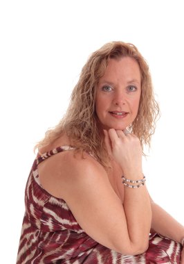 Bir portre mutlu sarışın kadın.