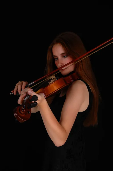 Woman playing the violin. — Stock Photo, Image