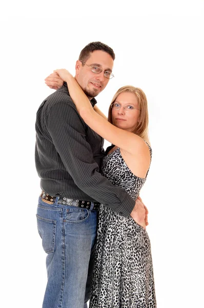 Man och hustru omfamnar. — Stockfoto
