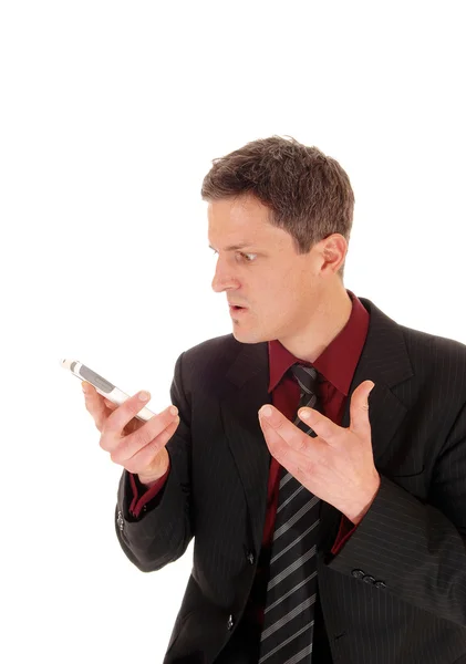 Homem gritando no celular . — Fotografia de Stock