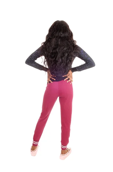 Chica negra en medias de color rosa de la espalda . — Foto de Stock