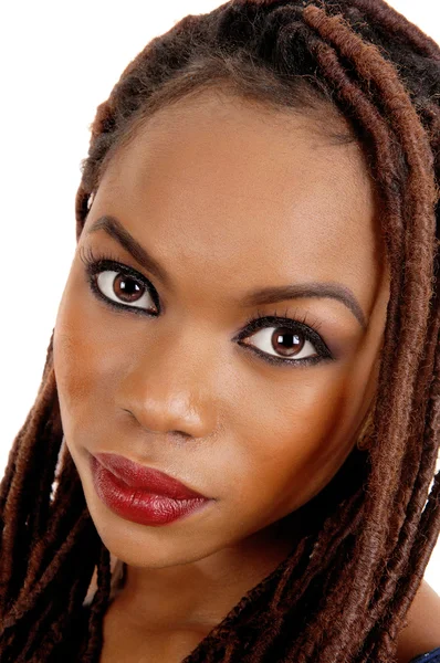 Close-up van Afrikaanse vrouw gezicht. — Stockfoto