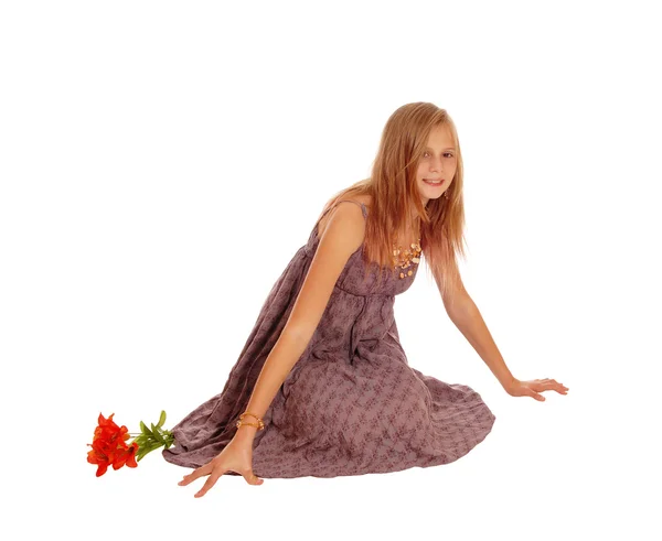 Beautiful little girl sitting on floor. — Stock Photo, Image