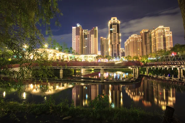 Vista nocturna de Taichung cyit, Taiwán —  Fotos de Stock