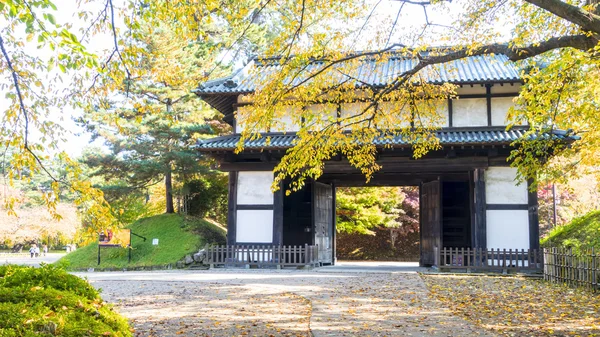 Beautiful season at the Hirosaki Castle Park in Hirosaki, Aomori — Stock Photo, Image