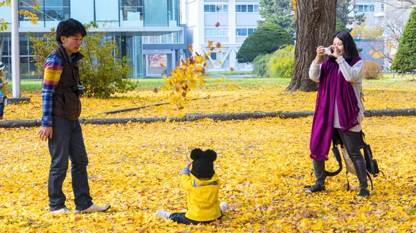 A temporada de outono na Universidade de Hokkaido — Fotografia de Stock