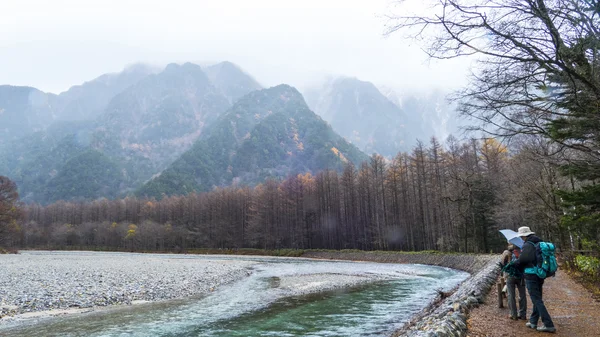 Herbstsaison des Kamikochi Nationalparks, Japan — Stockfoto