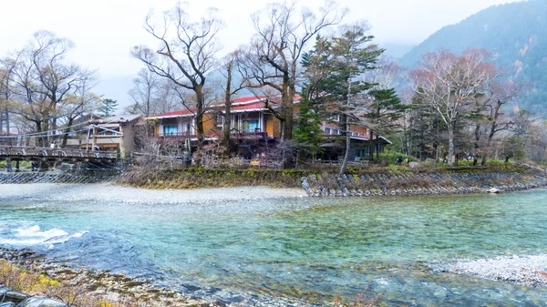 Sonbahar sezonunun kamikochi Milli Parkı, Japonya — Stok fotoğraf