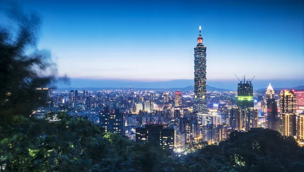 Night of Taipei, Taiwan city skyline at twilight — Stock Photo, Image