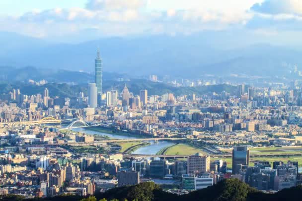 Thie lapse of Taipei, Taiwán Paisaje urbano del distrito de Neihu — Vídeo de stock