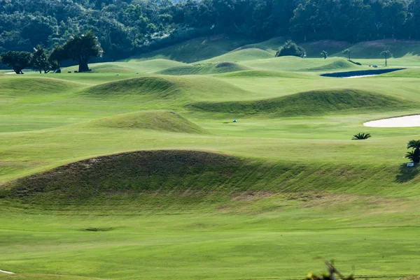 Hermoso lugar de golf con buen color verde, Taiwán — Foto de Stock