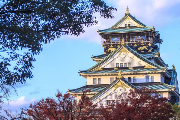Castello di Osaka vista panoramica a Osaka, Giappone — Foto Stock
