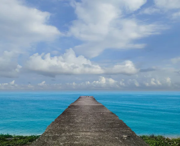 Percorso Una Bella Spiaggia Mare Tramonto Sole Con Bel Cielo — Foto Stock