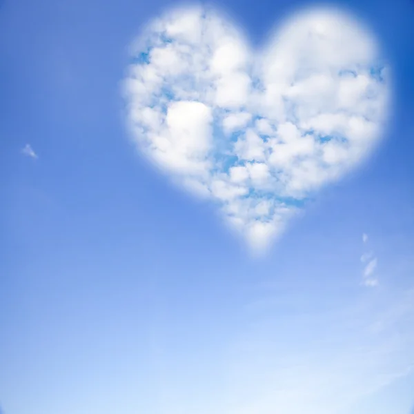 Picture of a a heart cloud on blue sky — Stock Photo, Image