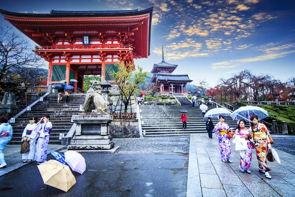 Kiyomizu-dera Tempeltor in Kyoto, Japan — Stockfoto