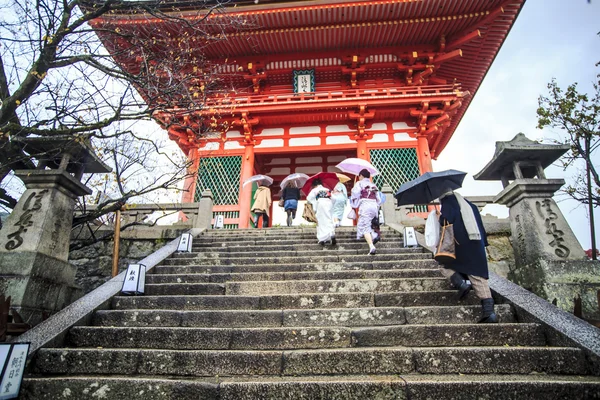 Brama świątyni Kiyomizu-dera w kyoto, Japonia — Zdjęcie stockowe
