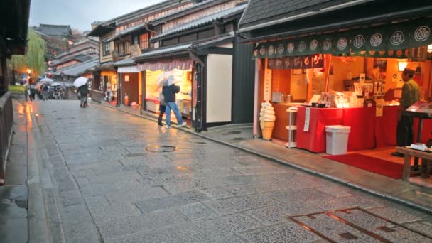 Puerta del Templo Kiyomizu-dera en Kyoto, Japón — Vídeos de Stock